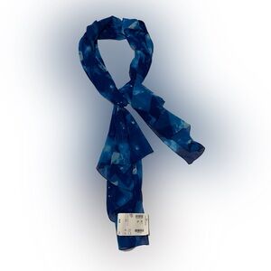 Peppermint Bay Scarf Woman’s Color:Blue Polyester 40”X 74” (NWT).